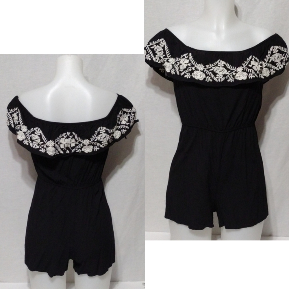 Love Tree Off Shoulder Romper M Ruffled Embroidered Flounce Festival Boho Chic